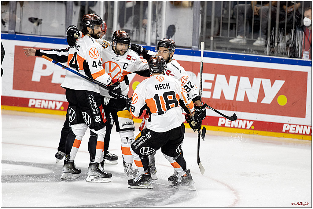 PENNY DEL;  Koelner Haie - Grizzlys Wolfsburg; Koeln, 10.09.2021